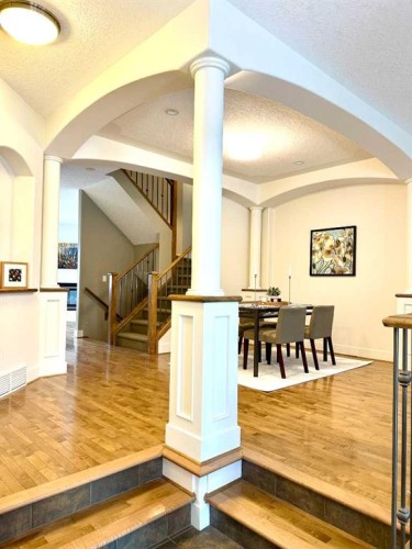 624 27 Avenue Nw, Calgary, AB - Indoor