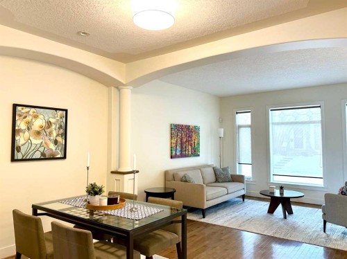 624 27 Avenue Nw, Calgary, AB - Indoor