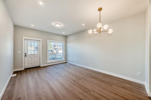 1102 Clover Close, Carstairs, AB - Indoor Photo Showing Other Room