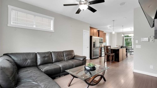 58 Skyview Ranch Gardens Ne, Calgary, AB - Indoor Photo Showing Living Room