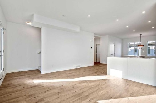 207-50 Cornerstone Passage Ne, Calgary, AB - Indoor