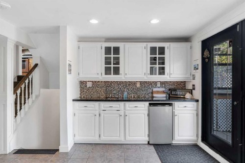 700 West Chestermere Drive, Chestermere, AB - Indoor Photo Showing Other Room