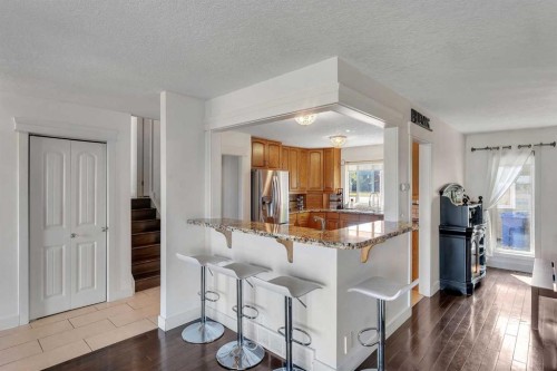 700 West Chestermere Drive, Chestermere, AB - Indoor Photo Showing Other Room