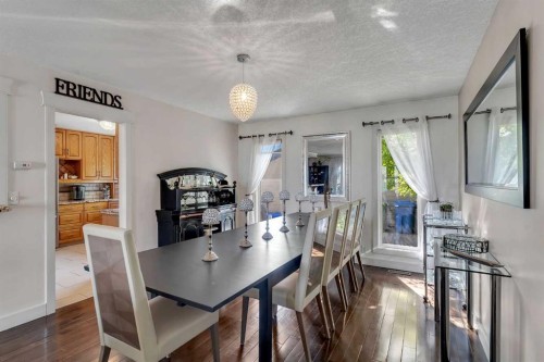 700 West Chestermere Drive, Chestermere, AB - Indoor Photo Showing Dining Room