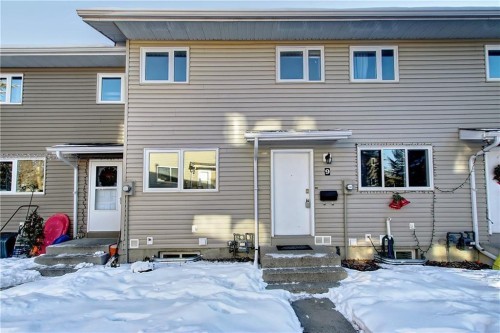 9-1111 Canterbury Drive Sw, Calgary, AB - Outdoor