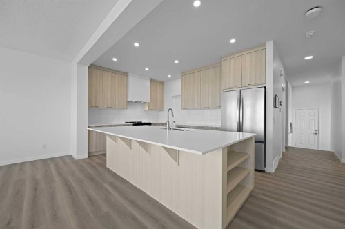 215 Corner Glen Crescent Ne, Calgary, AB - Indoor Photo Showing Kitchen With Stainless Steel Kitchen