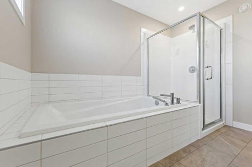 164 Wolf River Drive Se, Calgary, AB - Indoor Photo Showing Bathroom
