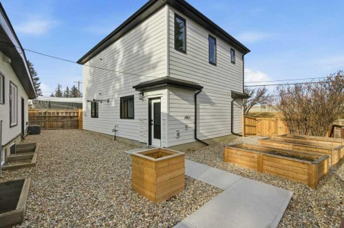 3124 Leduc Crescent Sw, Calgary, AB - Outdoor With Exterior