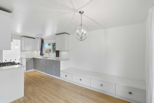 3124 Leduc Crescent Sw, Calgary, AB - Indoor