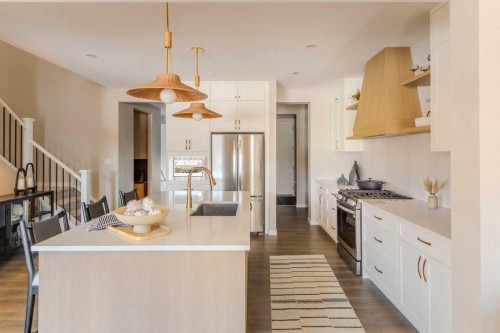 4063 Sawgrass Street Nw, Airdrie, AB - Indoor Photo Showing Kitchen With Upgraded Kitchen