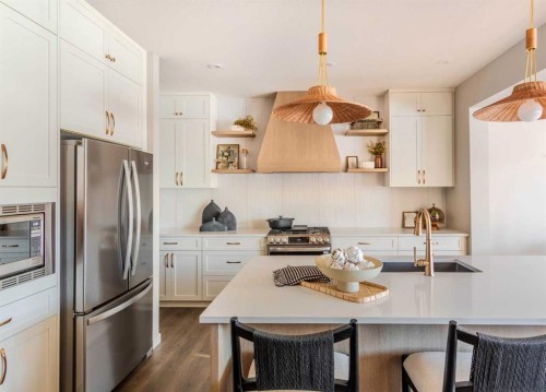4063 Sawgrass Street Nw, Airdrie, AB - Indoor Photo Showing Kitchen With Upgraded Kitchen