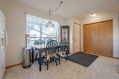 82 Martinridge Crescent Ne, Calgary, AB - Indoor