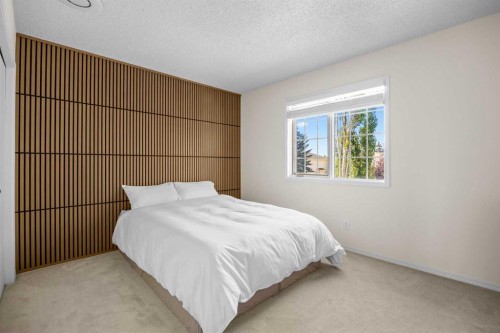 73 Riverview Close Se, Calgary, AB - Indoor Photo Showing Bedroom