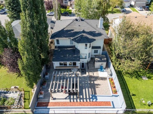 73 Riverview Close Se, Calgary, AB - Outdoor