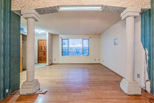 171 Castlebrook Rise Ne, Calgary, AB - Indoor Photo Showing Other Room