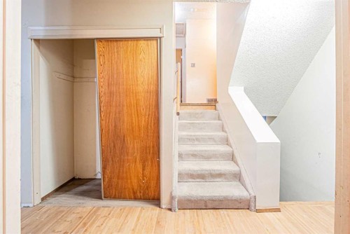 171 Castlebrook Rise Ne, Calgary, AB - Indoor Photo Showing Other Room