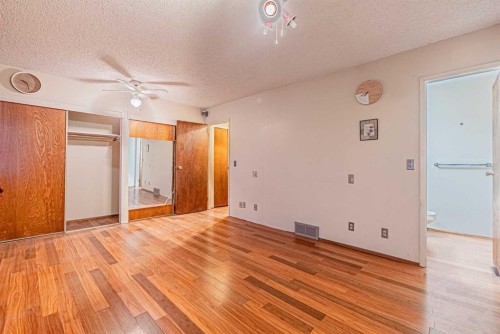 171 Castlebrook Rise Ne, Calgary, AB - Indoor Photo Showing Other Room