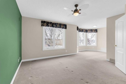 155 Lakeview Cove, Chestermere, AB - Indoor Photo Showing Other Room