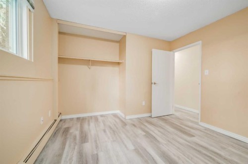 803-11620 Elbow Drive Sw, Calgary, AB - Indoor Photo Showing Other Room
