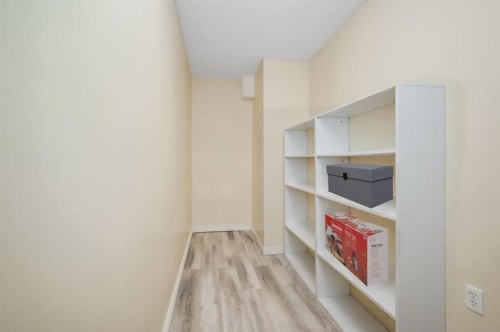 803-11620 Elbow Drive Sw, Calgary, AB - Indoor