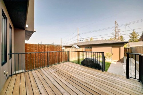 2808 39 Street Sw, Calgary, AB - Outdoor With Exterior