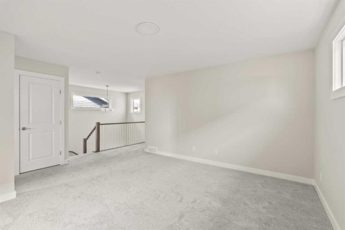 268 Calhoun Crescent Ne, Calgary, AB - Indoor Photo Showing Other Room