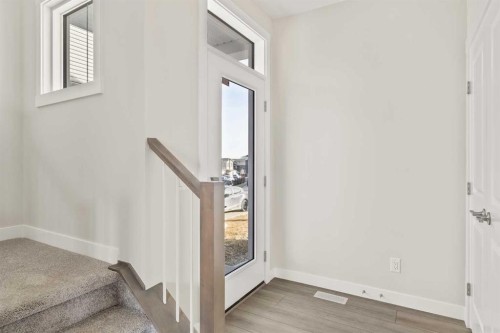 268 Calhoun Crescent Ne, Calgary, AB - Indoor Photo Showing Other Room