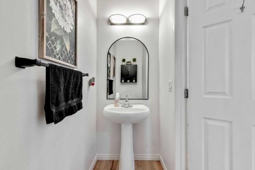 155 Cimarron Grove Circle, Okotoks, AB - Indoor Photo Showing Bathroom