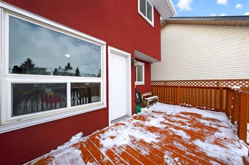 214 Martinwood Place Ne, Calgary, AB - Outdoor With Exterior