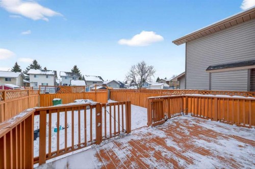 214 Martinwood Place Ne, Calgary, AB - Outdoor With Exterior