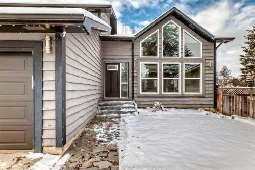 343 Deer Side Place Se, Calgary, AB - Outdoor