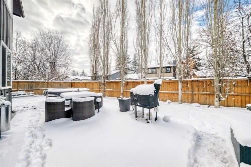 343 Deer Side Place Se, Calgary, AB - Outdoor