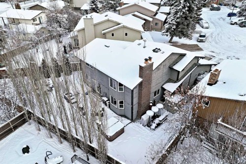 343 Deer Side Place Se, Calgary, AB - Outdoor