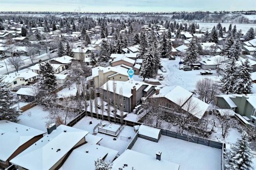 343 Deer Side Place Se, Calgary, AB - Outdoor