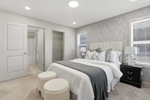 91 Evanscrest Way Nw, Calgary, AB - Indoor Photo Showing Bedroom