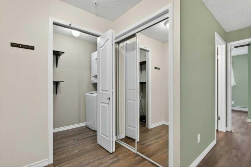 4316-10 Prestwick Bay Se, Calgary, AB - Indoor