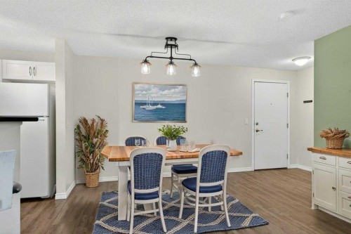 4316-10 Prestwick Bay Se, Calgary, AB - Indoor