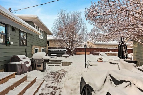 212 Vantage Place Nw, Calgary, AB - Outdoor With Deck Patio Veranda