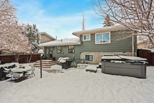 212 Vantage Place Nw, Calgary, AB - Outdoor With Deck Patio Veranda