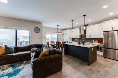 1425 Chinook Gate Glen Sw, Airdrie, AB - Indoor