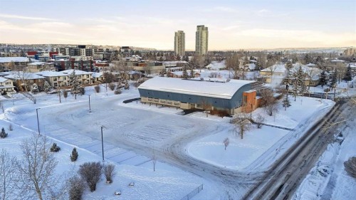 1932 29 Street Sw, Calgary, AB - Outdoor With View