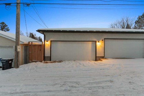 1826 33 Avenue Sw, Calgary, AB - Outdoor With Exterior