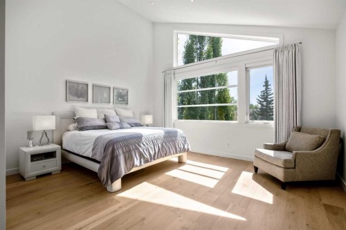 2136 53 Avenue Sw, Calgary, AB - Indoor Photo Showing Bedroom