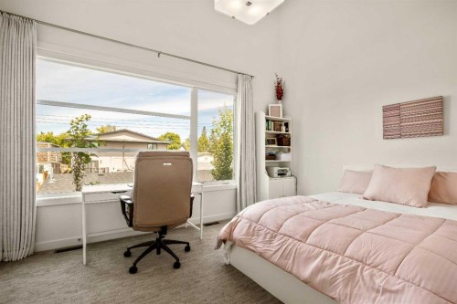 2136 53 Avenue Sw, Calgary, AB - Indoor Photo Showing Bedroom