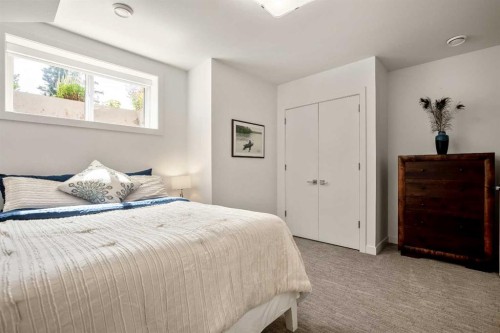 2136 53 Avenue Sw, Calgary, AB - Indoor Photo Showing Bedroom