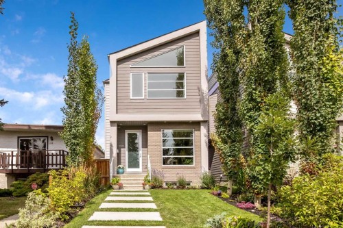 2136 53 Avenue Sw, Calgary, AB - Outdoor With Facade