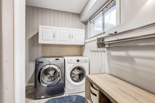 412 Mckerrell Place Se, Calgary, AB - Indoor Photo Showing Laundry Room