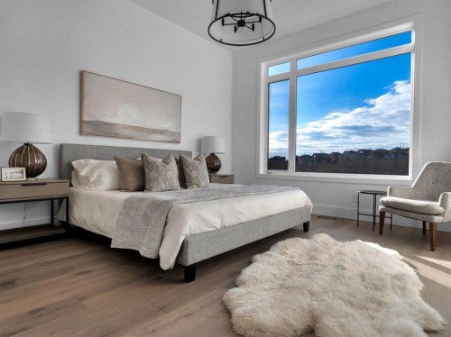 27 Royal Birch Cove Nw, Calgary, AB - Indoor Photo Showing Bedroom