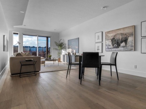 27 Royal Birch Cove Nw, Calgary, AB - Indoor Photo Showing Living Room