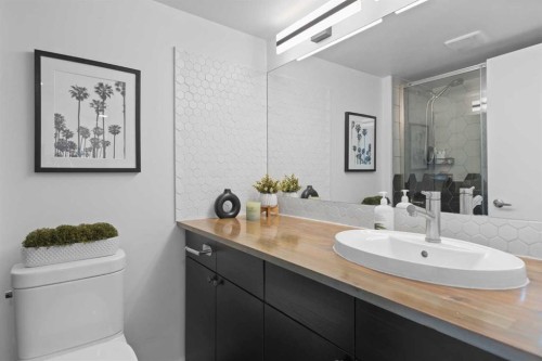 510-535 8 Avenue Se, Calgary, AB - Indoor Photo Showing Bathroom